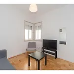 Houze_4 Room Flat In Lisbon Centre Near Zoo