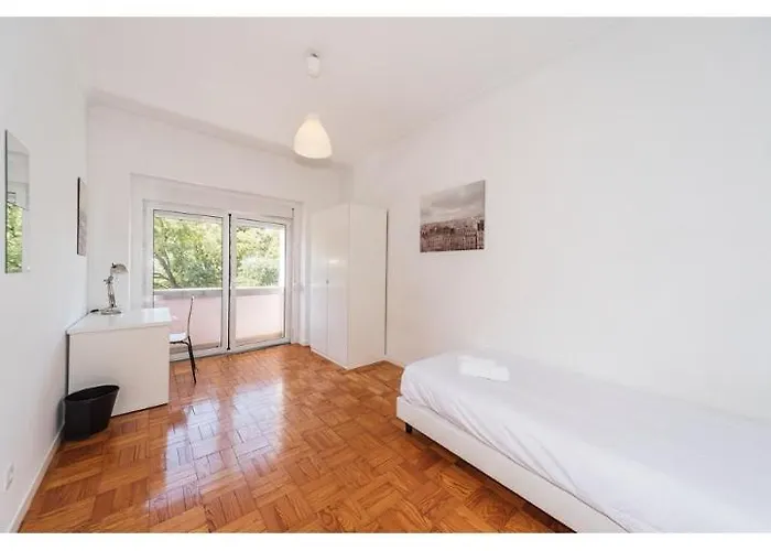 Houze_4 Room Flat In Lisbon Centre Near Zoo